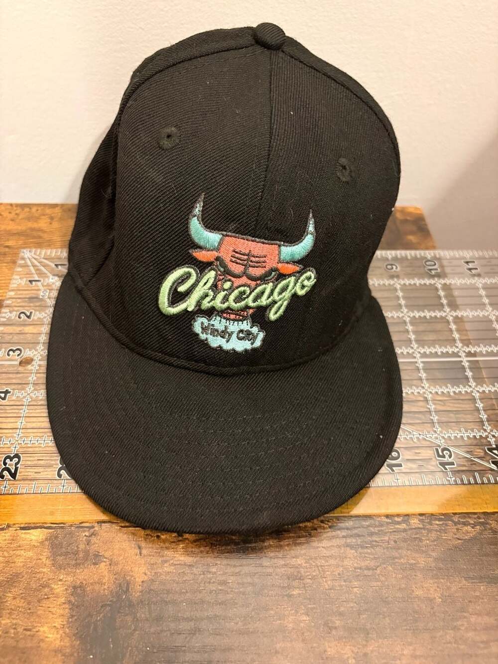 New Era 59 Fifty - Chicago Bulls Windy City - Wool 7 3/4 Fitted Hat Cap - Neon